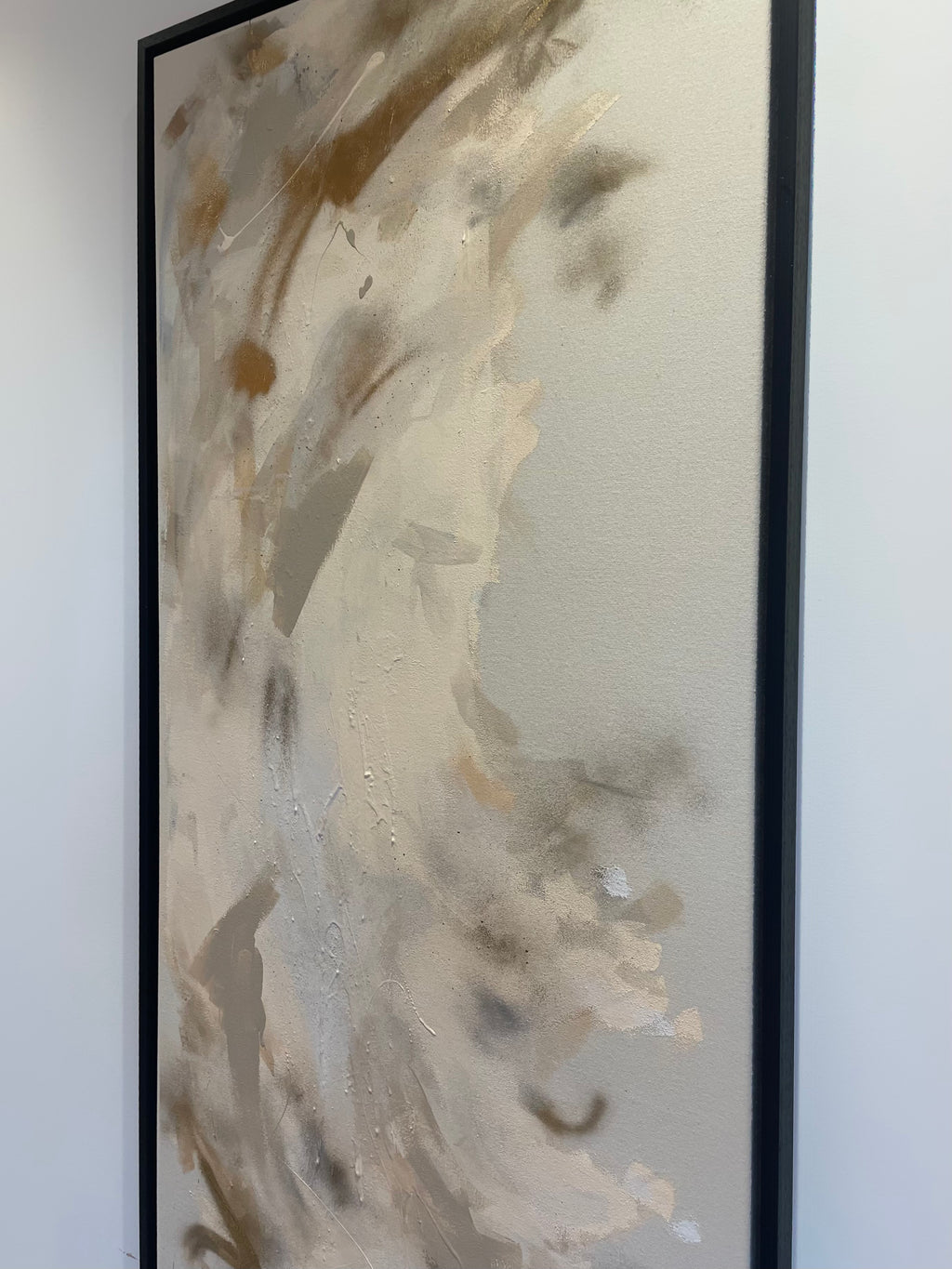Neutral contemporary abstract large figurative painting.
Bespoke artwork
Commissioned artwork
Custom Artwork
Custom painting for home
Hand painted wall art
Large original paintings for living room
Large statement artwork
Bespoke abstract art
Bespoke art for interiors
Original paintings for living room
Original art for interiors
Custom artwork for interior designers
Luxury wall art for interiors
Artwork for interior Designers
Peach and soft pink painting with taupe and gold