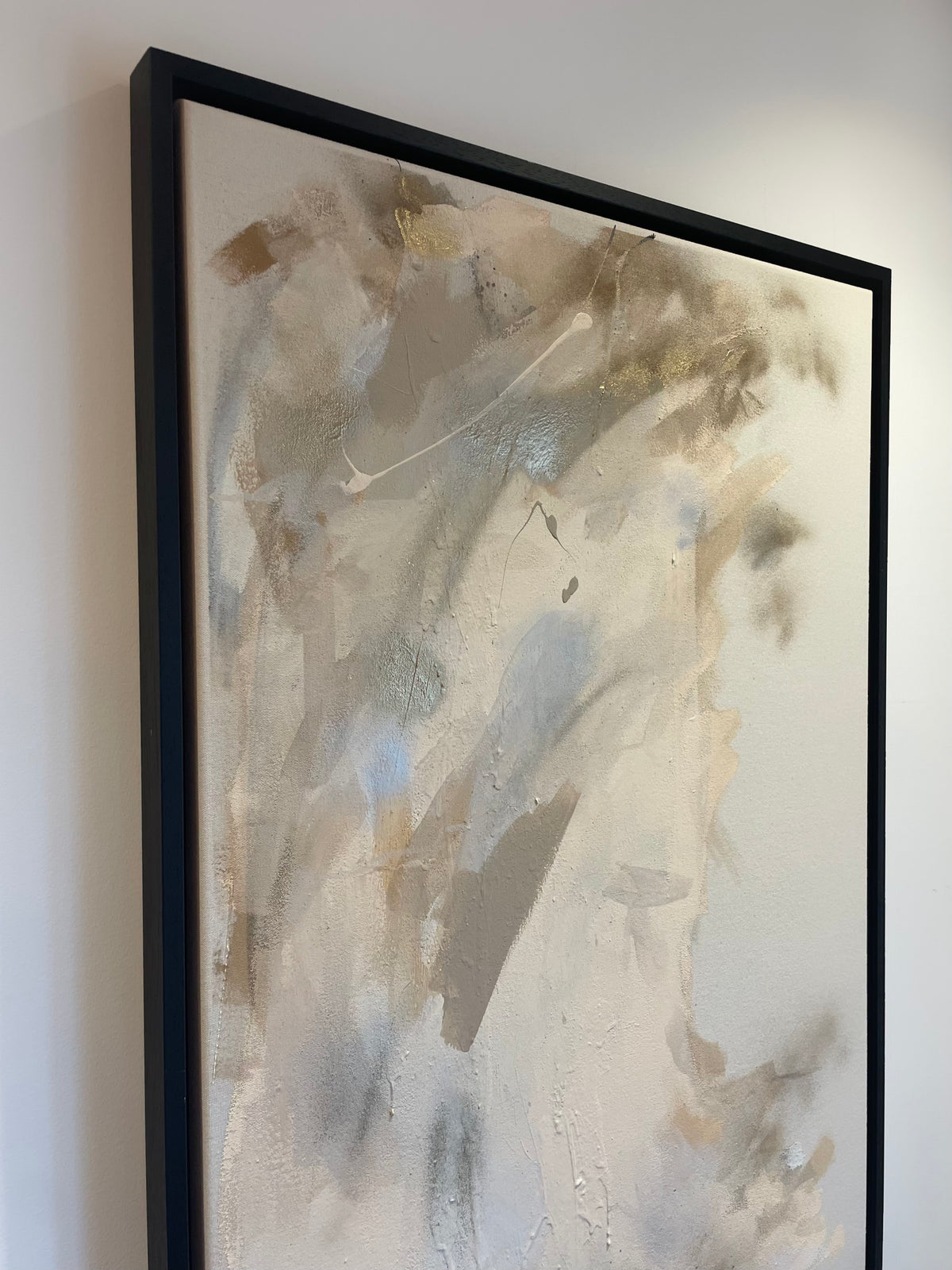 Neutral contemporary abstract large figurative painting.
Bespoke artwork
Commissioned artwork
Custom Artwork
Custom painting for home
Hand painted wall art
Large original paintings for living room
Large statement artwork
Bespoke abstract art
Bespoke art for interiors
Original paintings for living room
Original art for interiors
Custom artwork for interior designers
Luxury wall art for interiors
Artwork for interior Designers
Baby pink and peach abstract painting with taupe and gold